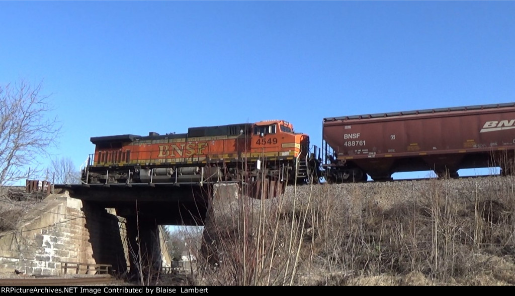 BNSF 4549